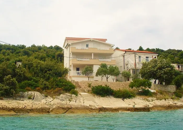 Apartments Loncar